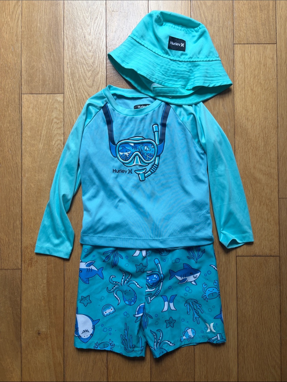 Hurley Kids Teal & Aqua Snorkel Rash Guard Set with Hat